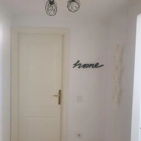 公寓 Precioso Apartamento A 20 Metros De La Playa 埃斯特波纳